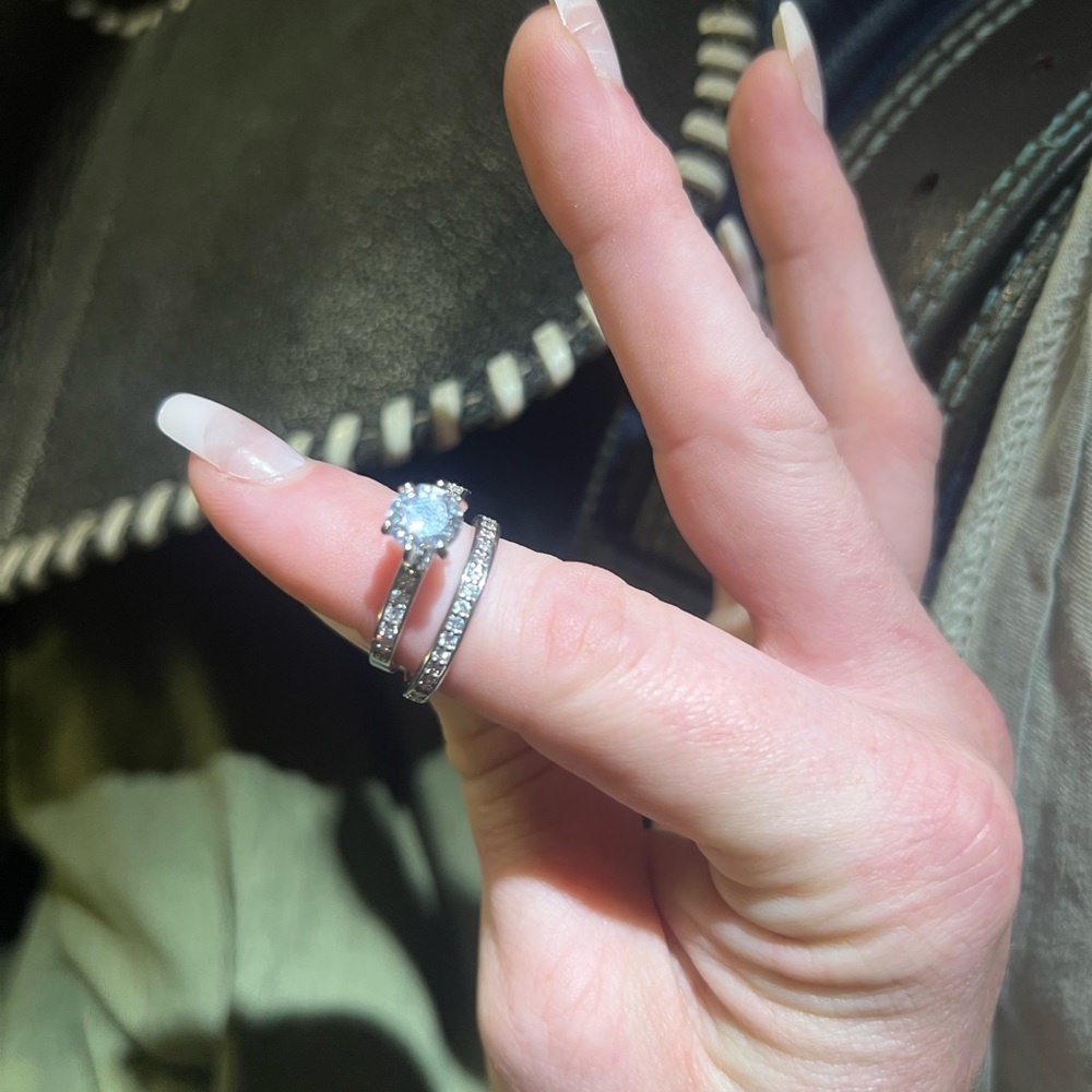 Elegant Cubic Zirconia Silver Ring Set